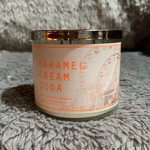 Bath and Body Works Caramel Cream Soda Candle